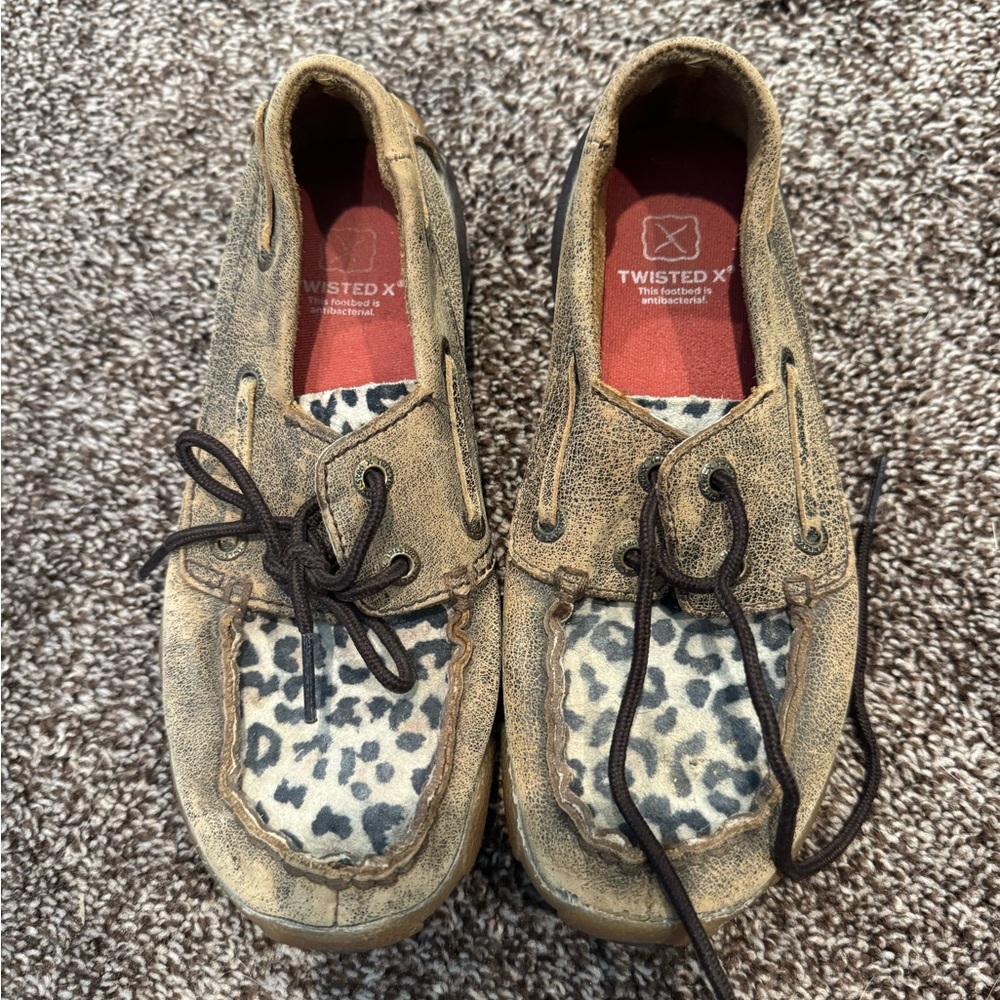 Twisted X Tan and Black Animal Print Shoes